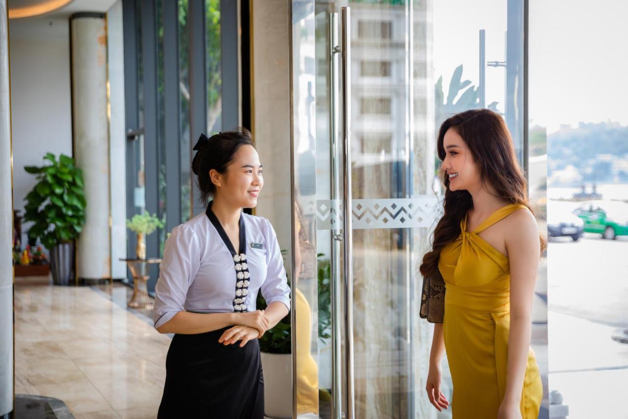 Отель Muong Thanh Grand Bai Chay