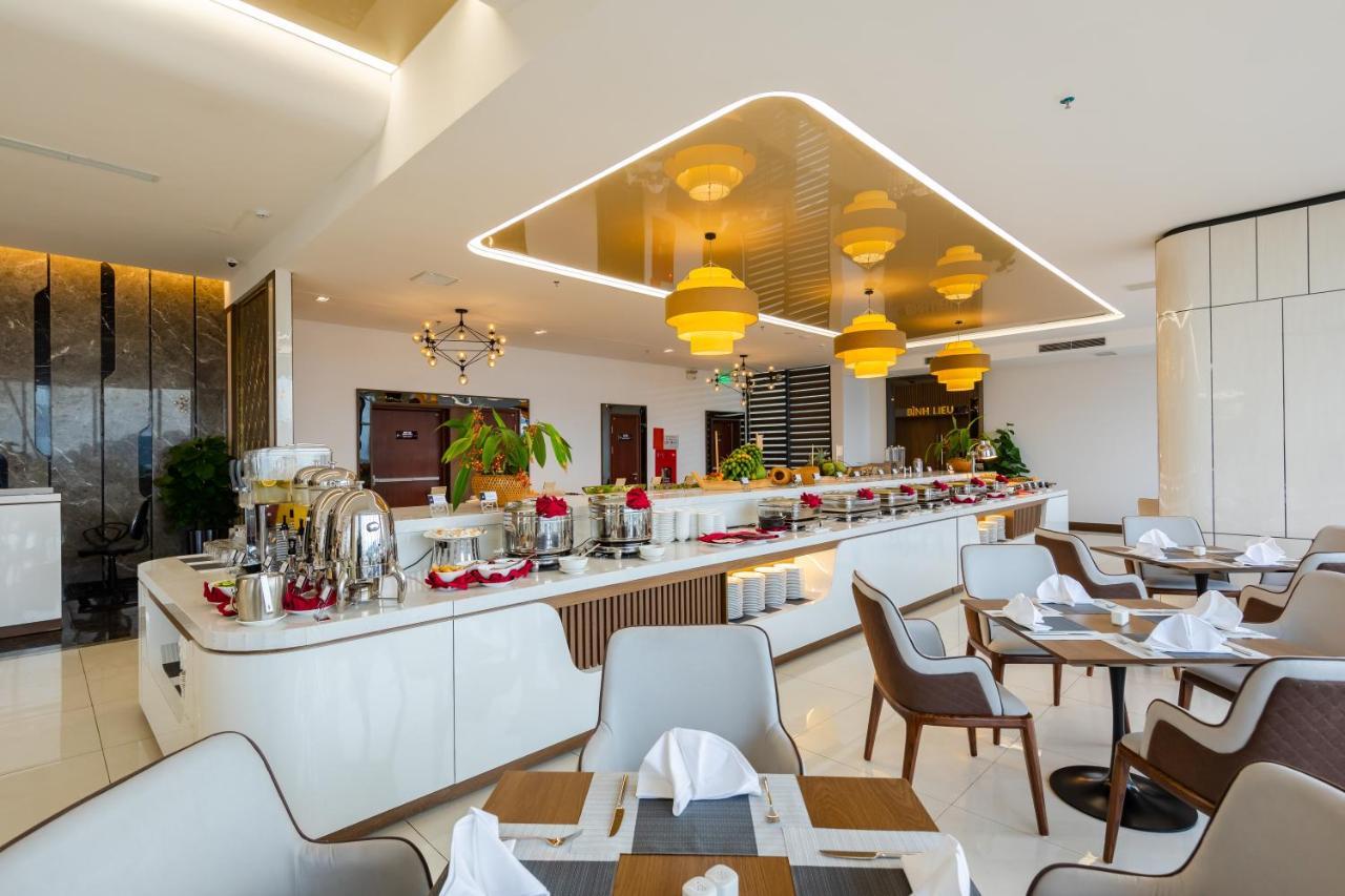 Muong Thanh Grand Bai Chay Отель 4*