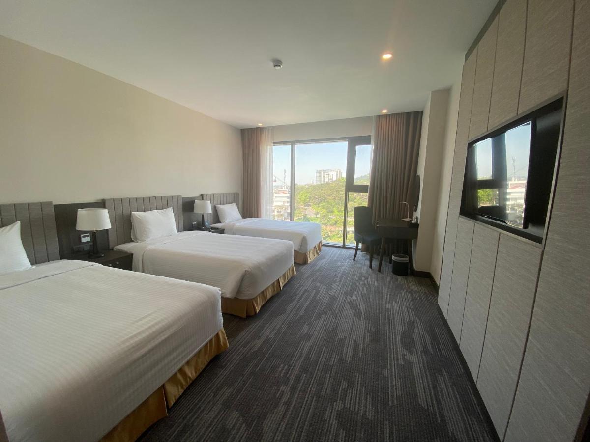 Muong Thanh Grand Bai Chay होटल 4*